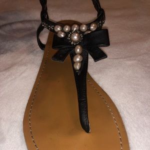 Black sandals with bows & pearl detailing